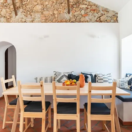 Casa Dos Duques Holiday home *
